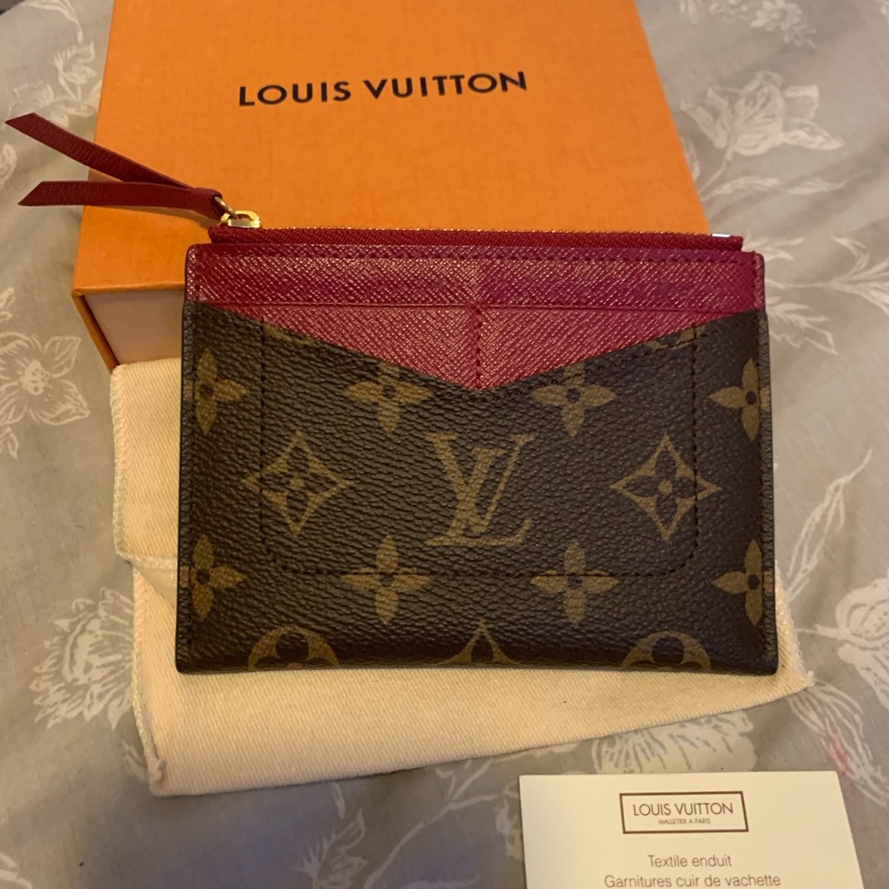 🔥SOLD🔥Louis Vuitton Card Holder